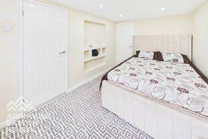 Photo 22- click for photo gallery